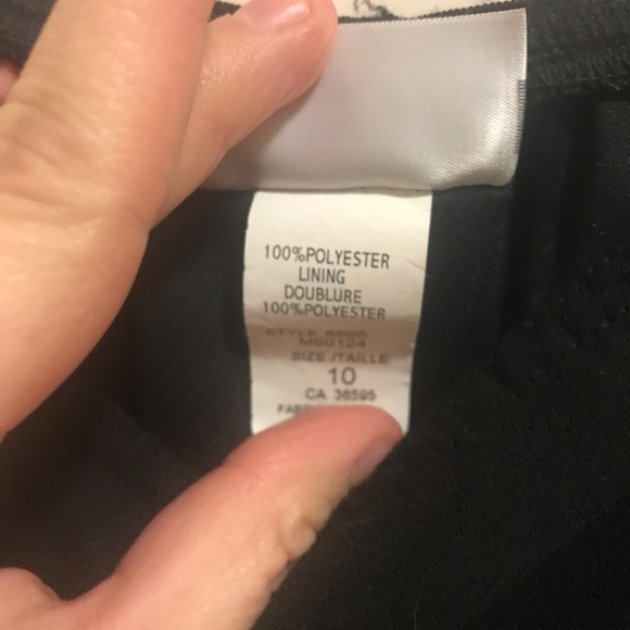 Vanity Fair Black Asymmetrical skirt size 10 - Picture 3 of 6